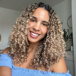 Meet your Posher, Saidelis